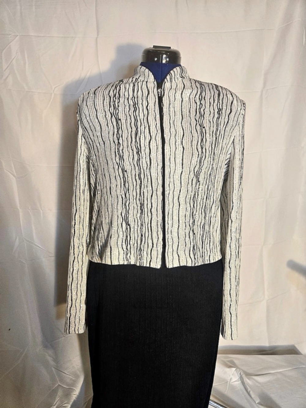 Alex Evenings Abstract Sequin Jacket Size 8